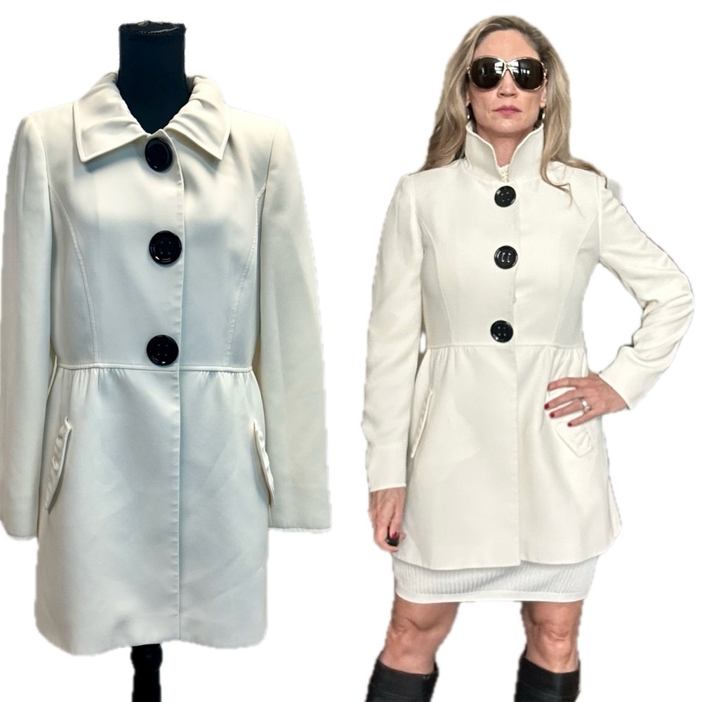 Tahari Arthur S. Levine ivory white midi coat long sleeves big button front 8